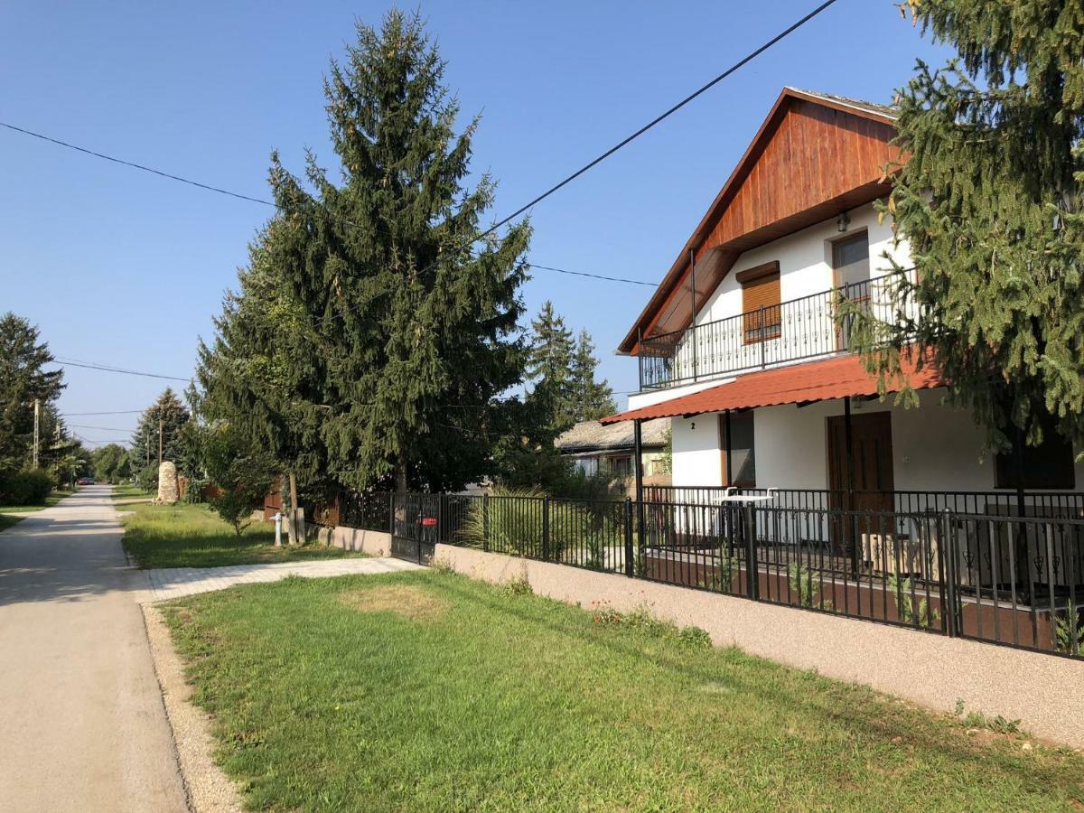Starlight Apartment Mezőkövesd Zewnętrze zdjęcie